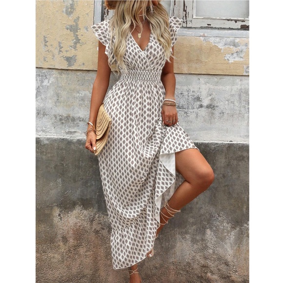 Printed Maxi Bohemian Dress Butterfly Cap Sleeve White Tan - Picture 3 of 7